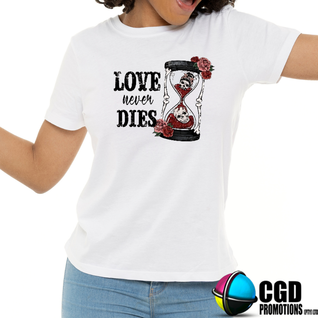 Love Never Dies Skull Shirt - Valentines Day Gift - Adult Valentines Shirts | South Africa