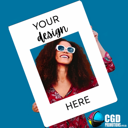 “Customizable selfie frame in pastel colors with space for personalized text, perfect for parties and photoshoots”