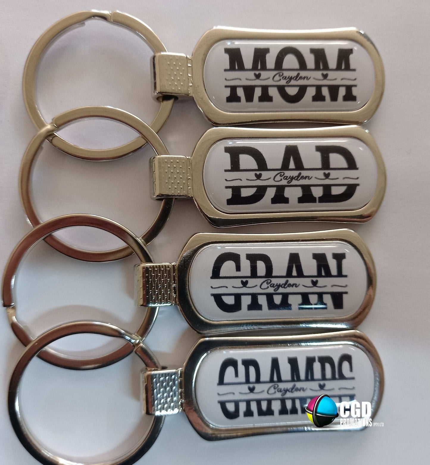 Personalized Domed Keyring – Custom Name with Kids’ Names in Between