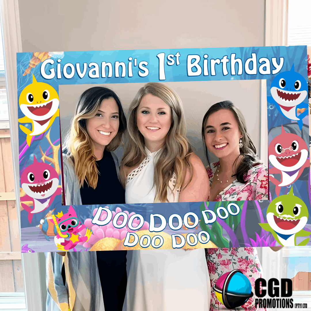 “Custom Baby Shark birthday selfie frame – landscape orientation”